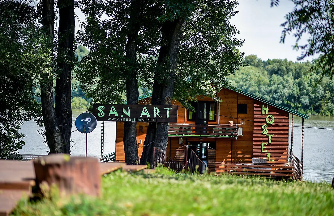 San Art Floating Hostel&Apartments-1